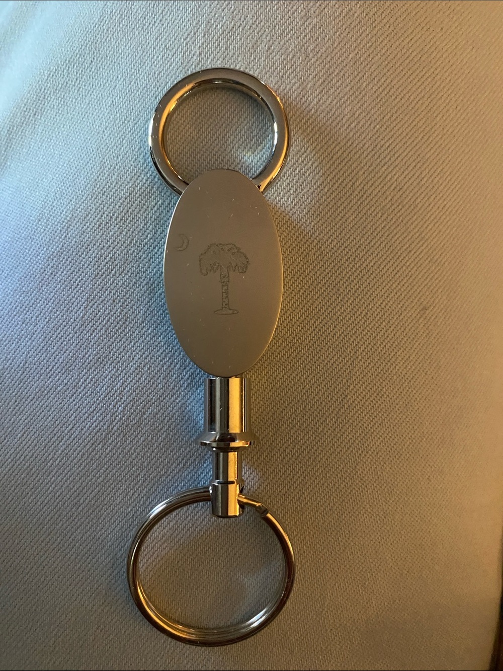 Polished Silver Palm Tree Key & Card Holder - Women's Accessory